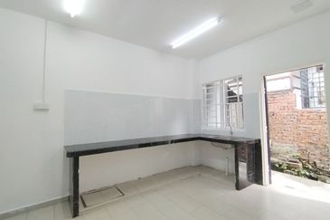 Ipoh Simpang Pulai renovated extended double storey house for sale