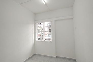 Ipoh Simpang Pulai renovated extended double storey house for sale