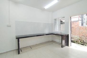 Ipoh Simpang Pulai renovated extended double storey house for sale