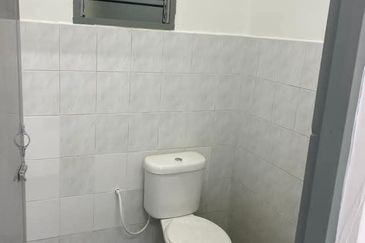 Ipoh pengkalan pinji mewah partial furnished single storey house for rent