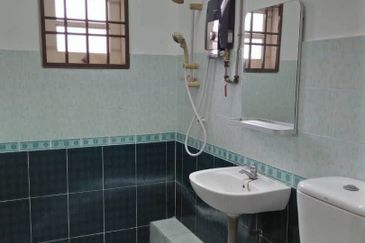 Ipoh botani panorama lapangan partial furnished double storey house for rent