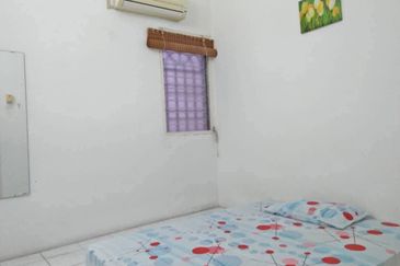 Ipoh botani panorama lapangan partial furnished double storey house for rent