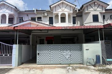 Ipoh taman soong choon fully furnished double storey house for rent