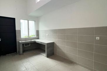 Ipoh klebang gated guarded single storey new semi-d house for rent