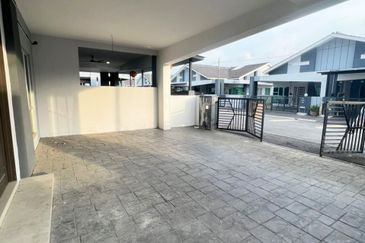 Ipoh klebang gated guarded single storey new semi-d house for rent