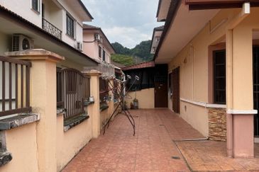 Ipoh sunway garden villa double storey semi-d house for rent
