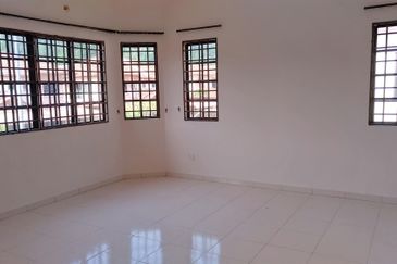 Ipoh sunway garden villa double storey semi-d house for rent