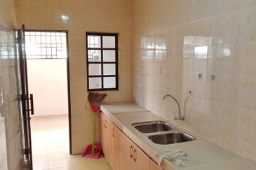 Ipoh sunway garden villa double storey semi-d house for rent