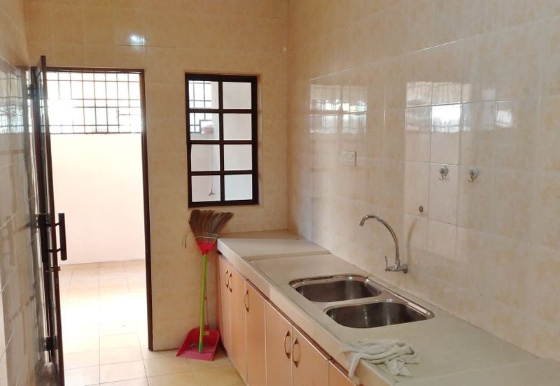 Ipoh sunway garden villa double storey semi-d house for rent