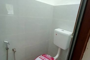 Ipoh bercham timur renovated double storey inter corner house for sale