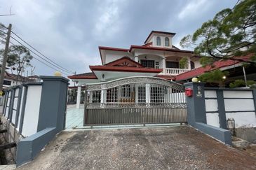 Ipoh gunung rapat fully furnished renovated double storey corner house for rent