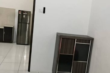 Ipoh tasek lake garden fully furnished single sty house for rent