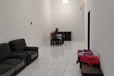 Ipoh tasek lake garden fully furnished single sty house for rent