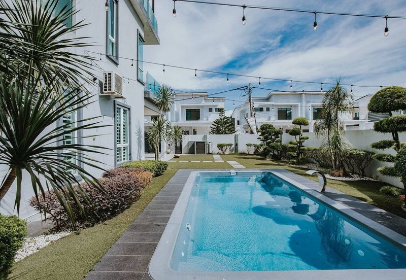 Ipoh pasir puteh renovated with pool 2.5 sty semi-d house for sale