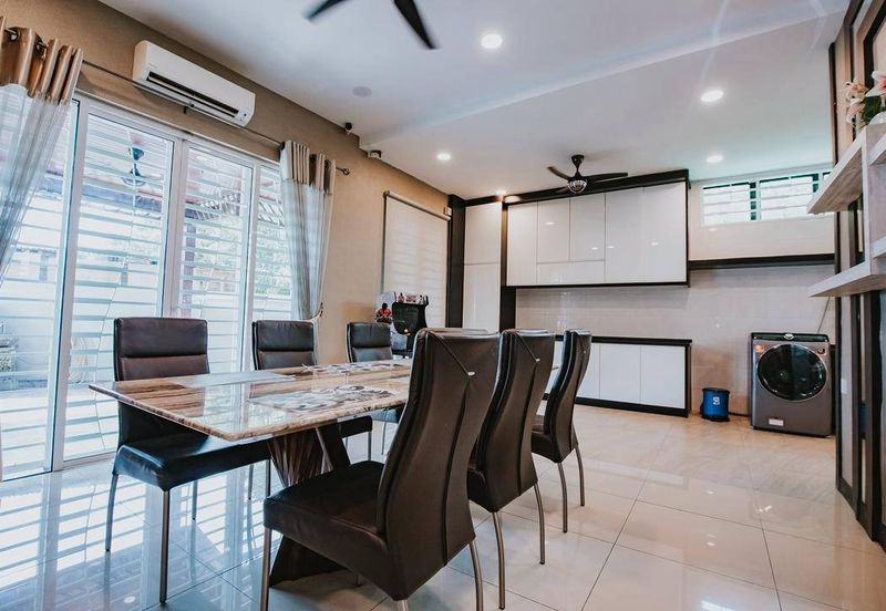 Ipoh pasir puteh renovated with pool 2.5 sty semi-d house for sale