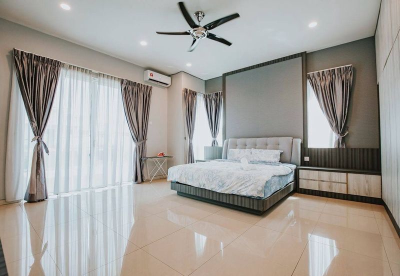 Ipoh pasir puteh renovated with pool 2.5 sty semi-d house for sale