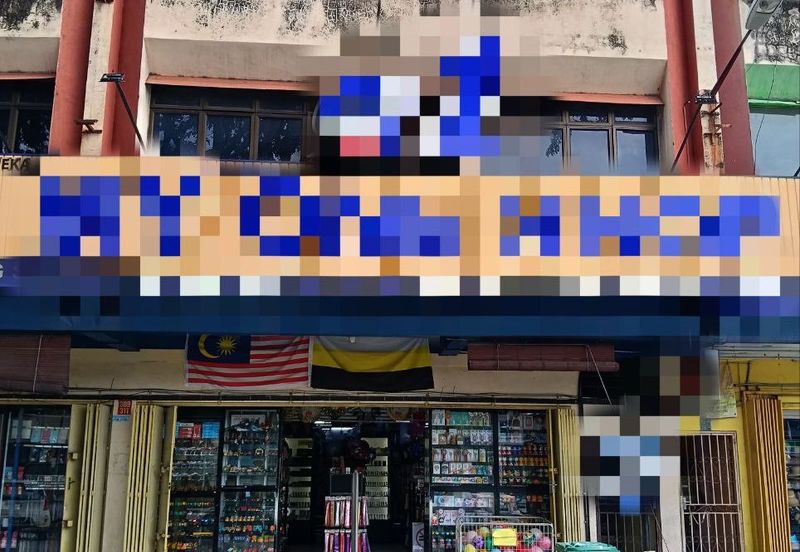 Ipoh silibin nice location tenanted 3 storey shoplot for sale