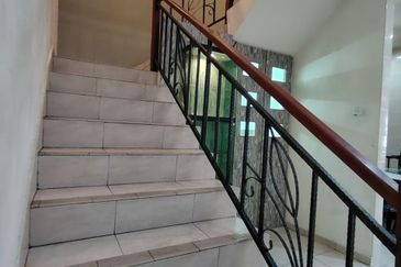 Ipoh botani palma fully furnished double storey house for rent