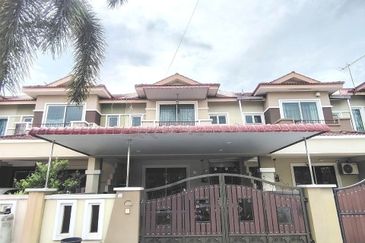 Ipoh botani palma fully furnished double storey house for rent