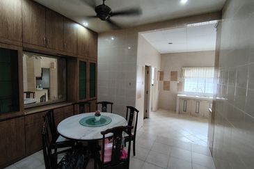 Ipoh botani palma fully furnished double storey house for rent