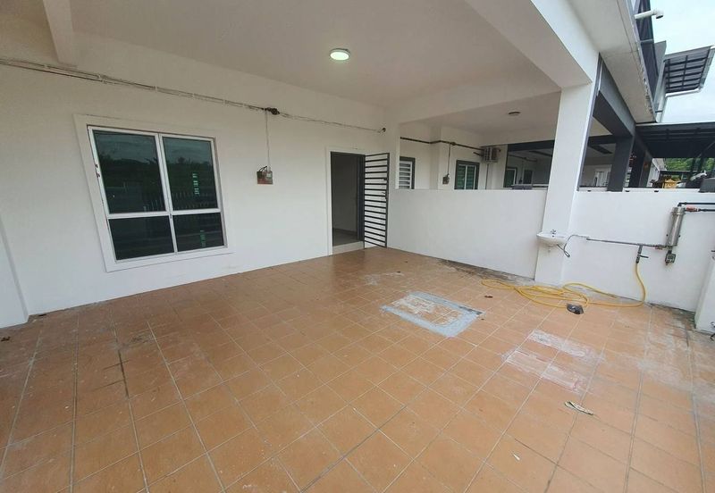 Ipoh bercham anjung fully furnished double storey house for rent