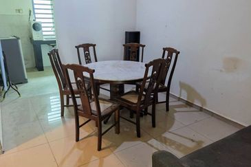 Ipoh bercham anjung fully furnished double storey house for rent