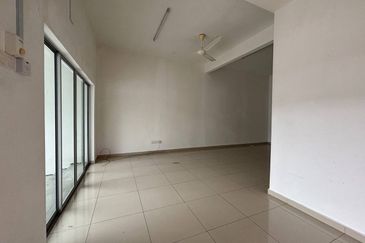 Ipoh meru scientex gated guarded double storey house for rent