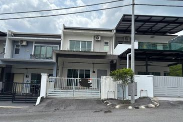 Ipoh meru scientex gated guarded double storey house for rent