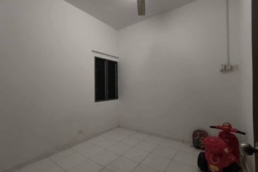Ipoh taman soong choon double storey house for rent