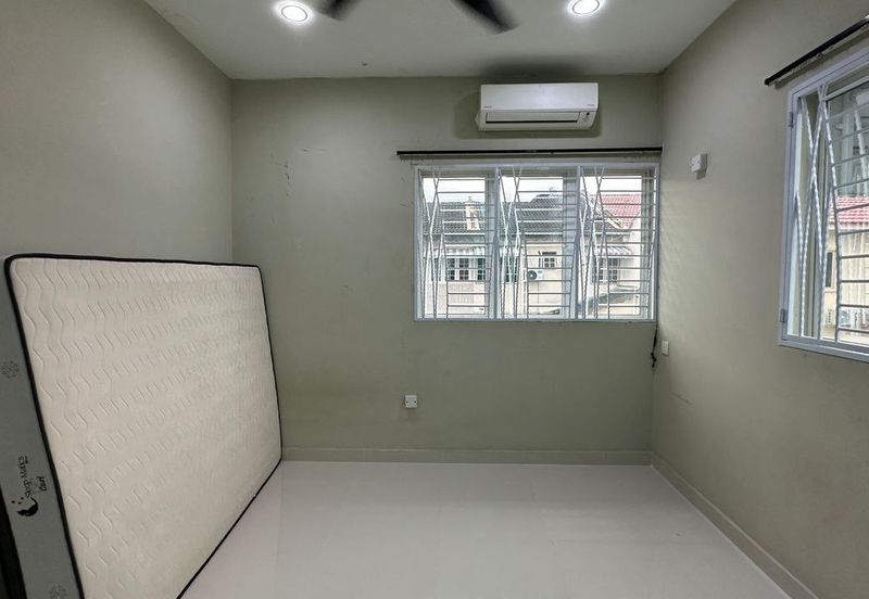 Ipoh garden east fully furnished double storey corner house for rent