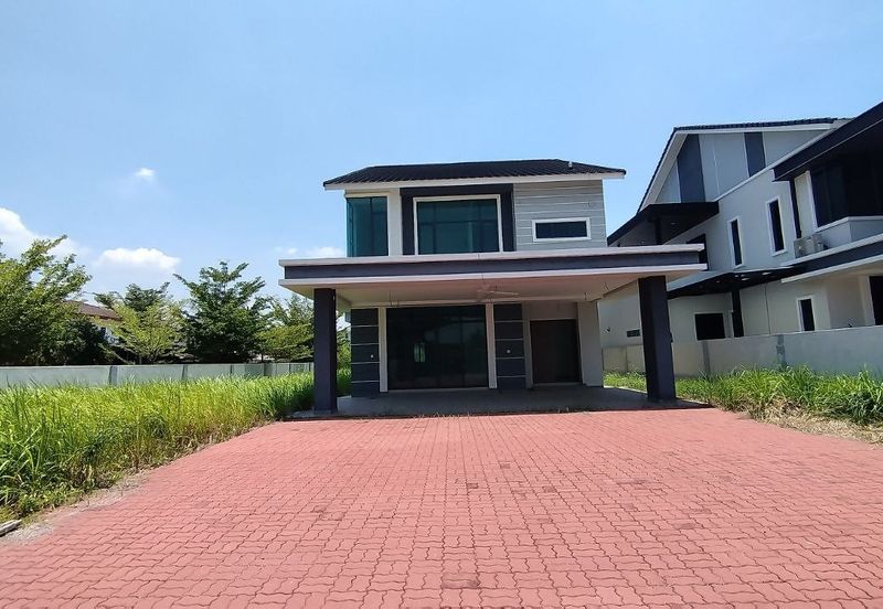 Ipoh pasir puteh selatan 2 sty bungalow corner house for sale