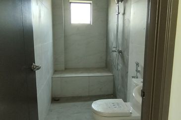 Ipoh pasir puteh selatan 2 sty bungalow corner house for sale