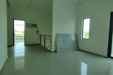 Ipoh pasir puteh selatan 2 sty bungalow corner house for sale