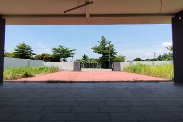 Ipoh pasir puteh selatan 2 sty bungalow corner house for sale