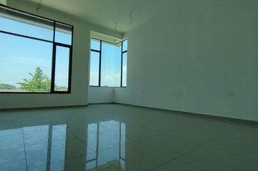 Ipoh pasir puteh selatan 2 sty bungalow corner house for sale