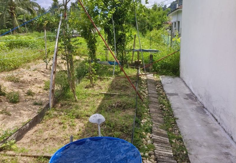 Ipoh bercham desa putra indah renovated 1 sty bungalow house for sale