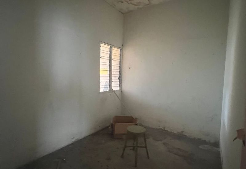 Perak batu gajah single storey house for sale