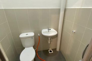 Ipoh meru chepor double storey house for rent