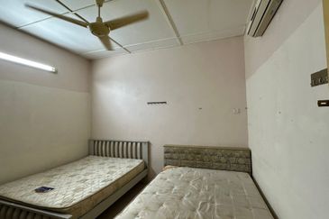 Ipoh garden fully furnished renovated single storey house for rent