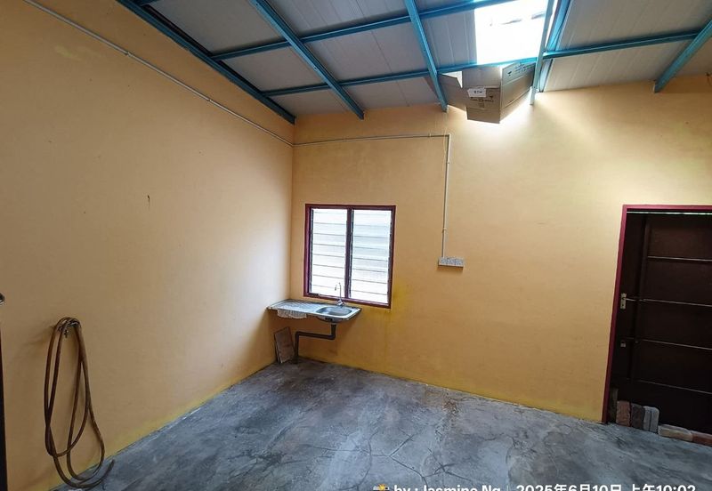 Perak batu gajah double storey house for sale