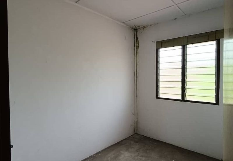 Perak batu gajah double storey house for sale