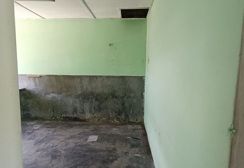 Perak batu gajah bemban facing field single storey house for sale