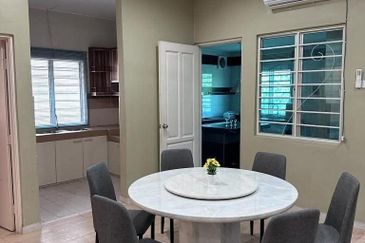 Ipoh botani margosa fully furnished double storey corner house for rent