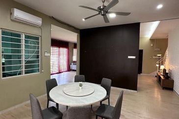 Ipoh botani margosa fully furnished double storey corner house for rent