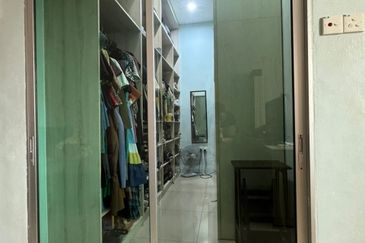 Ipoh menglembu renovated 1.5 storey house for rent