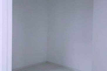 Ipoh lahat waterfront double storey semi-d house for rent