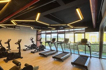 Piccadilly Service Residence @ Greentown