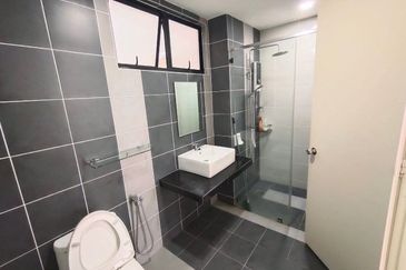 Upper East @ Tiger Lane