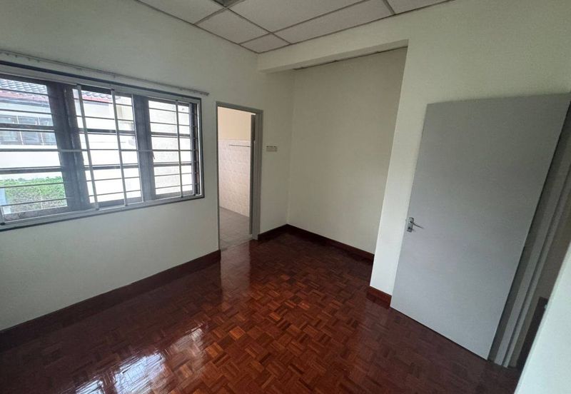 Ipoh garden south double storey house for rent