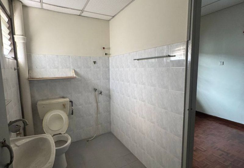 Ipoh garden south double storey house for rent